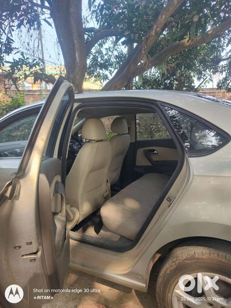 Volkswagen Vento 1.5 Highline Plus At 16 Alloy, 2013, Diesel