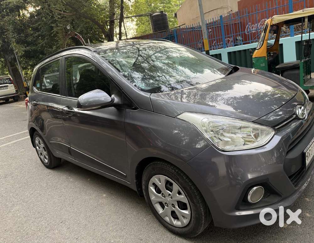 Hyundai Grand I10 Sportz, 2016, Petrol