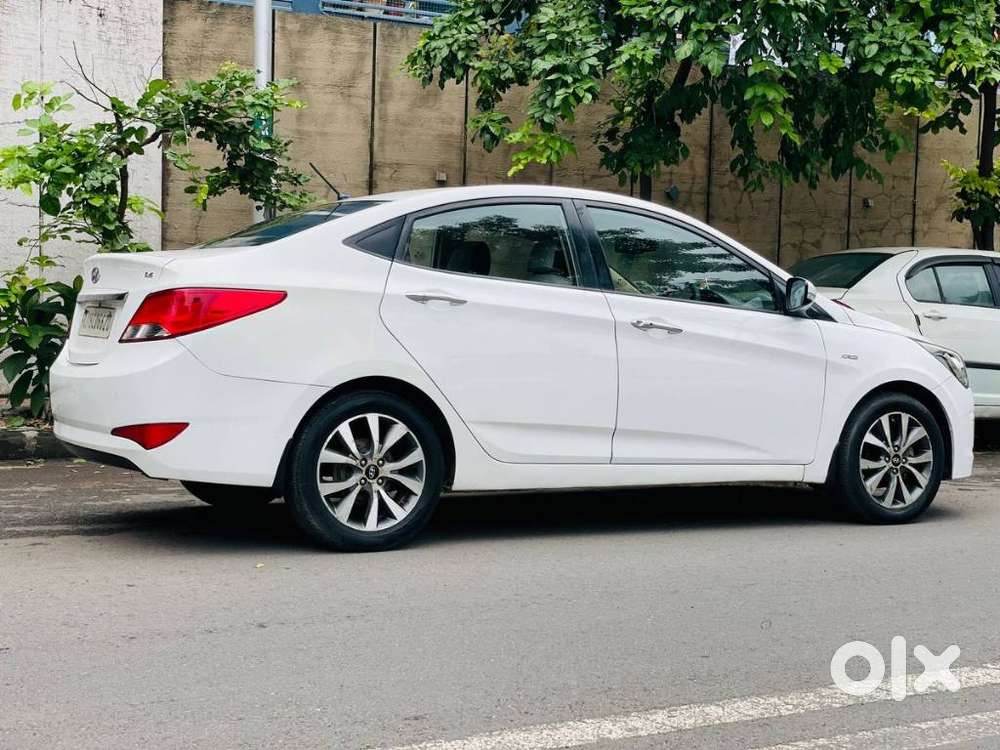 Hyundai Verna 1.6 S (o) Crdi, 2015, Diesel