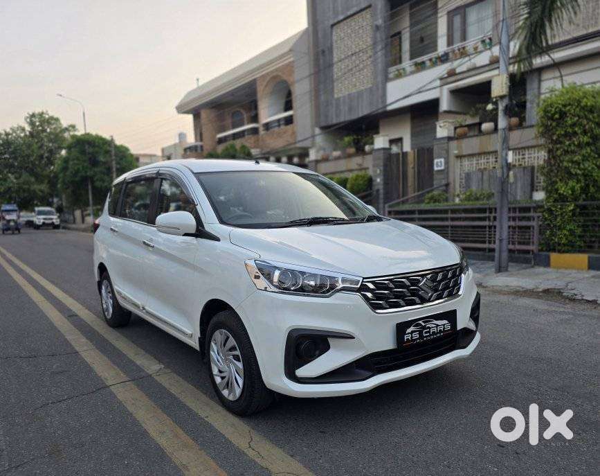 Maruti Suzuki Ertiga Vxi (o) Cng, 2025, Petrol