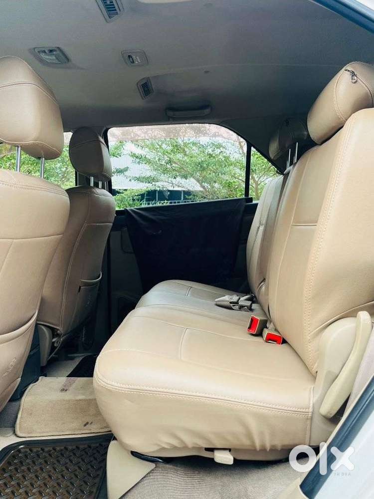 Toyota Fortuner 4x2 At, 2012, Diesel