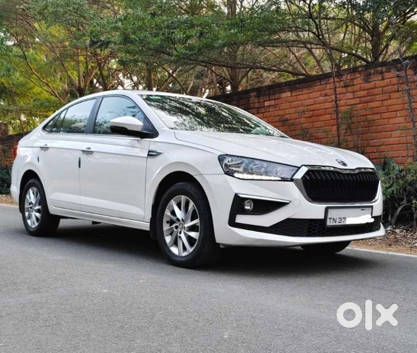 Skoda Slavia 1.0 Ambition Tsi, 2022, Petrol