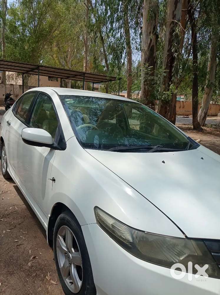 Honda City 2012 White In Excellent Condition