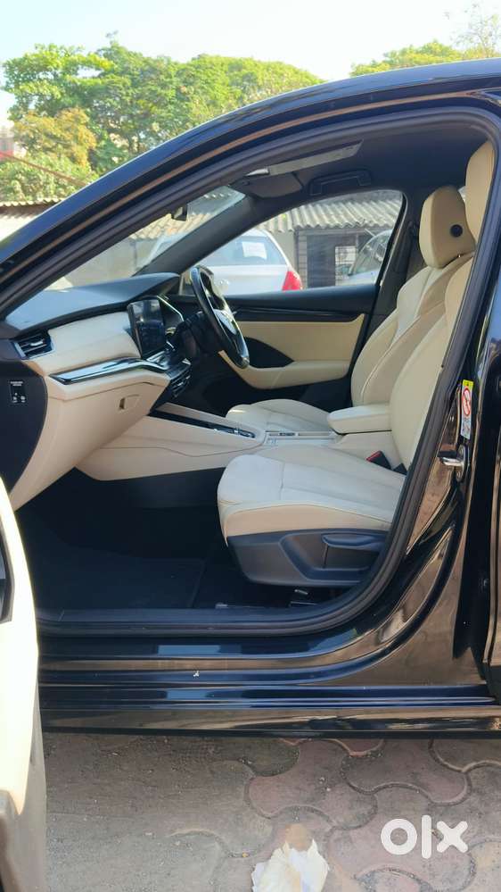 Skoda Octavia 1.8 Tsi At Style, 2021, Petrol