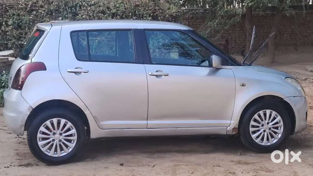 Maruti Suzuki Swift Vxi 2010