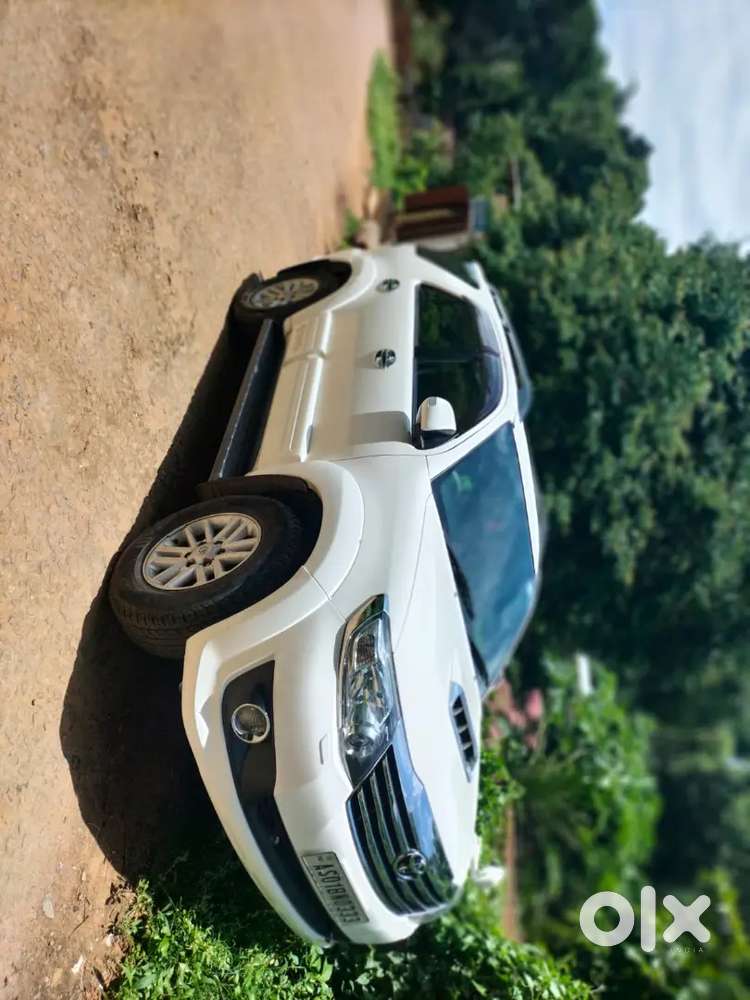 Toyota Fortuner 2014 Diesel 2nd Owner
