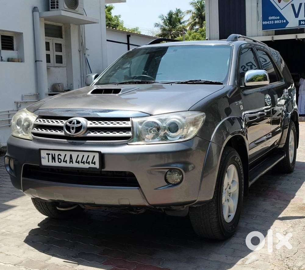 Toyota Fortuner 3.0 4x4 Manual, 2010, Diesel
