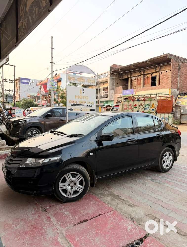 Honda City Hybrid 2011