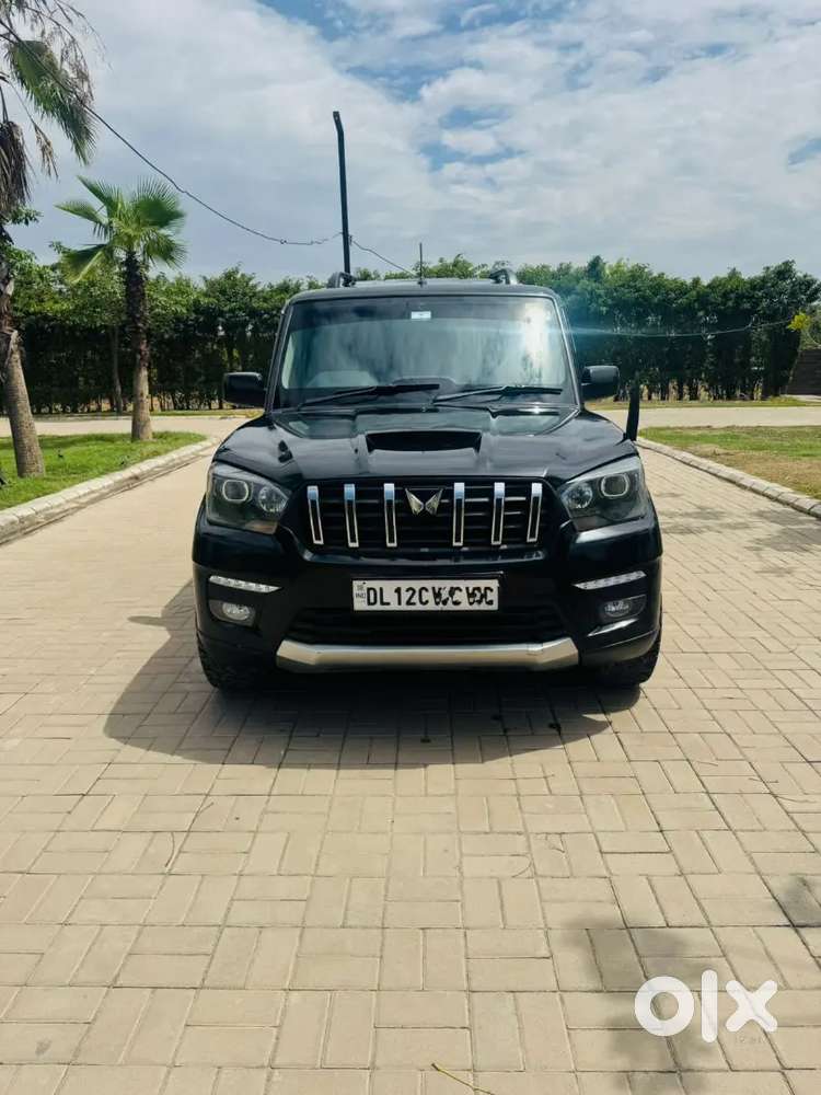 Mahindra Scorpio Classic 2023 Diesel 44000 Km Driven