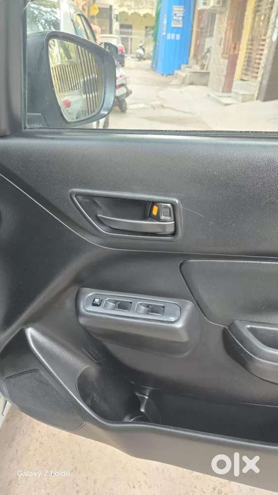 Maruti Suzuki Swift Lxi 2018, 2019, Petrol