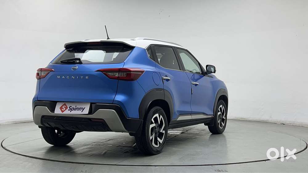 Nissan Magnite 1.0 Xv Premium Dual Tone, 2021, Petrol