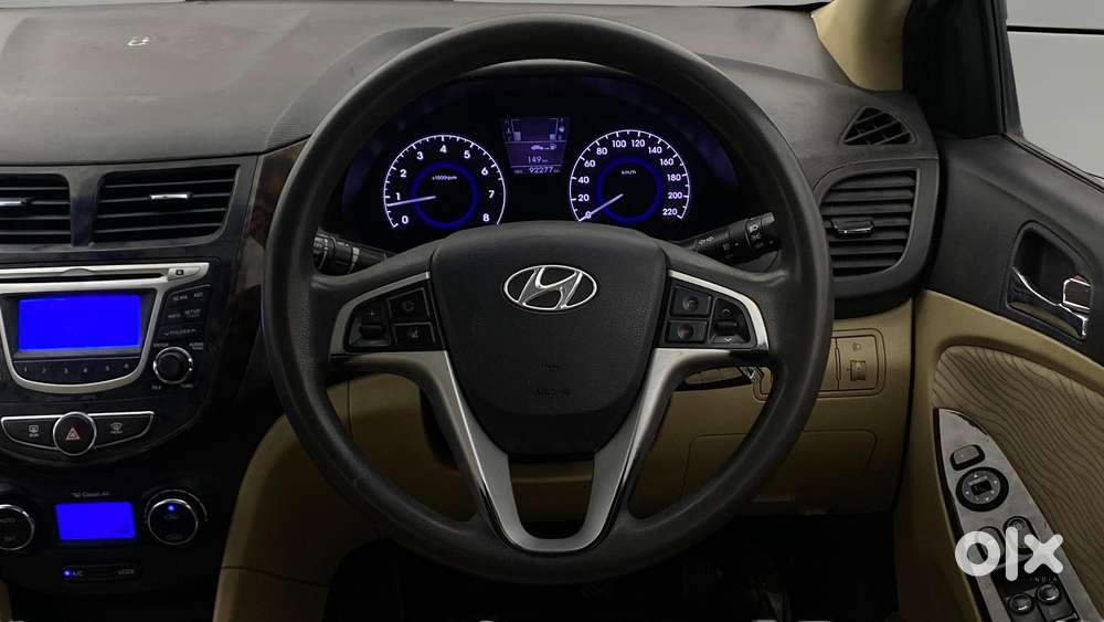 Hyundai Verna Fluidic 1.6 Vtvt Sx, 2013, Petrol