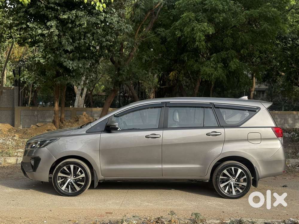Toyota Innova Crysta [2020-ongoing] 2.4 Gx 7 Str, 2022, Diesel