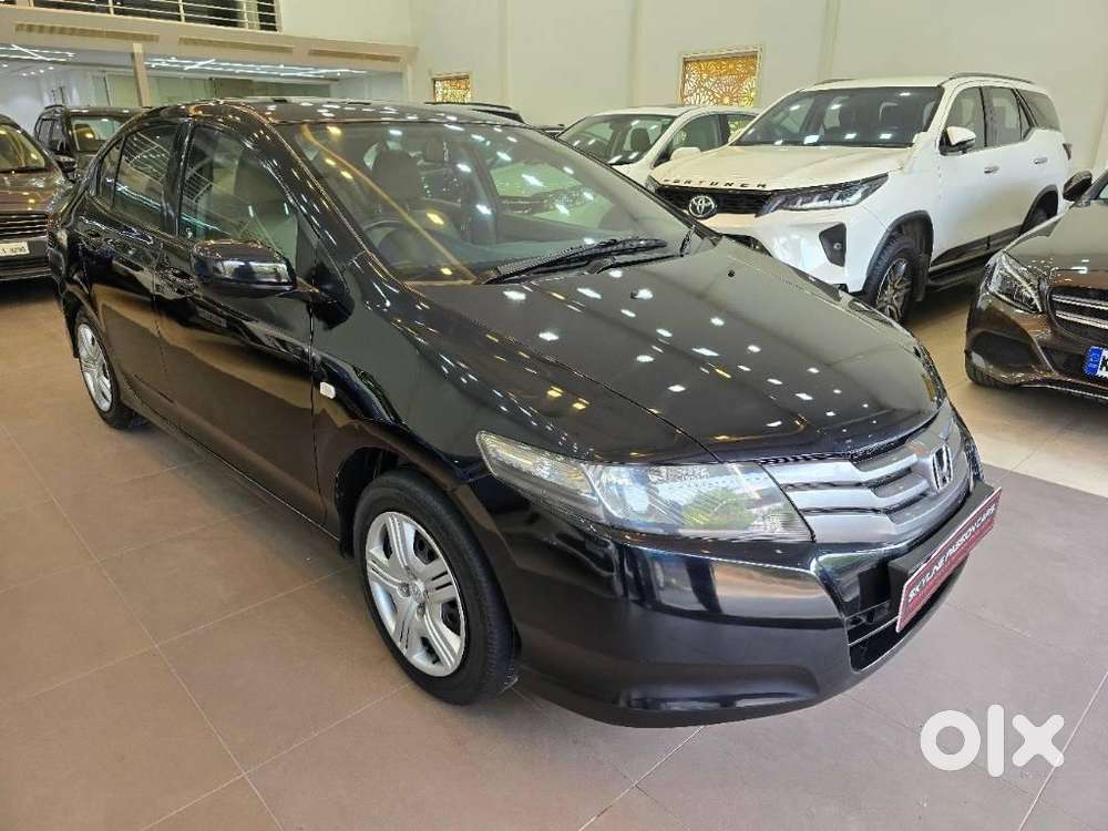 Honda City E Mt I-vtec, 2010, Petrol