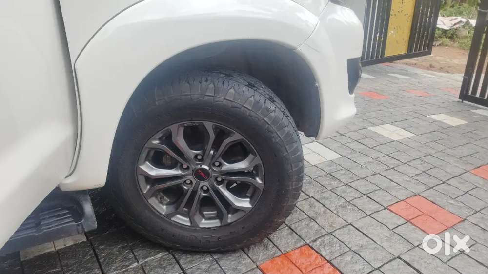 Toyota Fortuner 4wd 2016