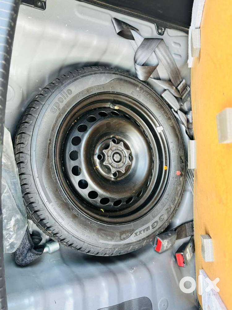 Hyundai Grand I10 2018 Petrol 49500 Km Driven