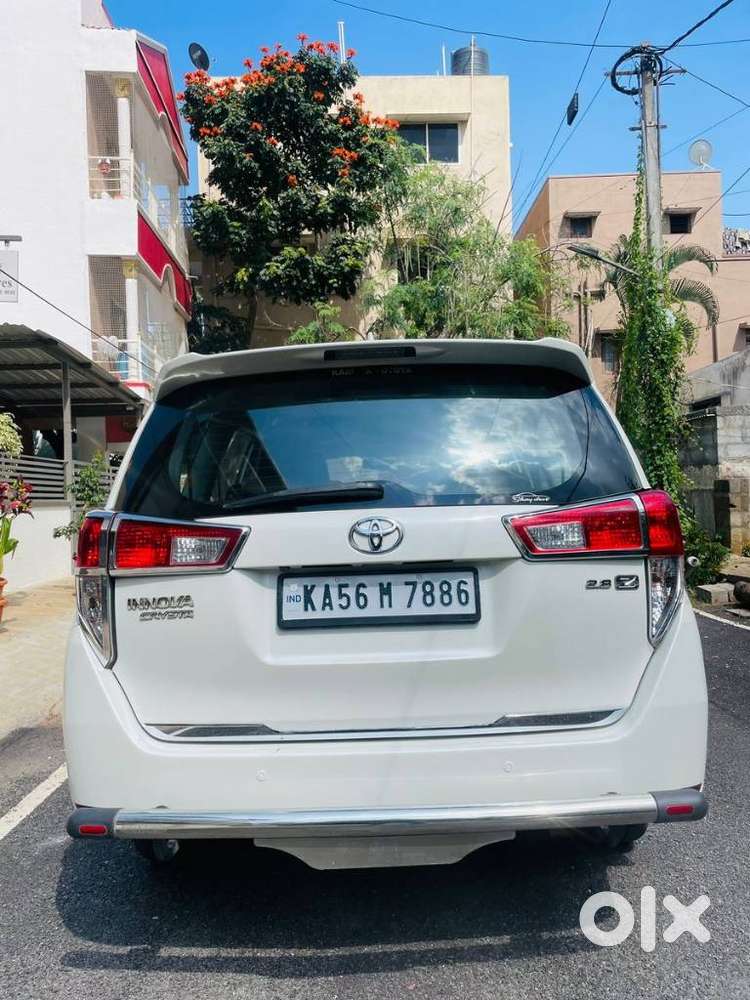 Toyota Innova Crysta 2.8 Z, 2016, Diesel