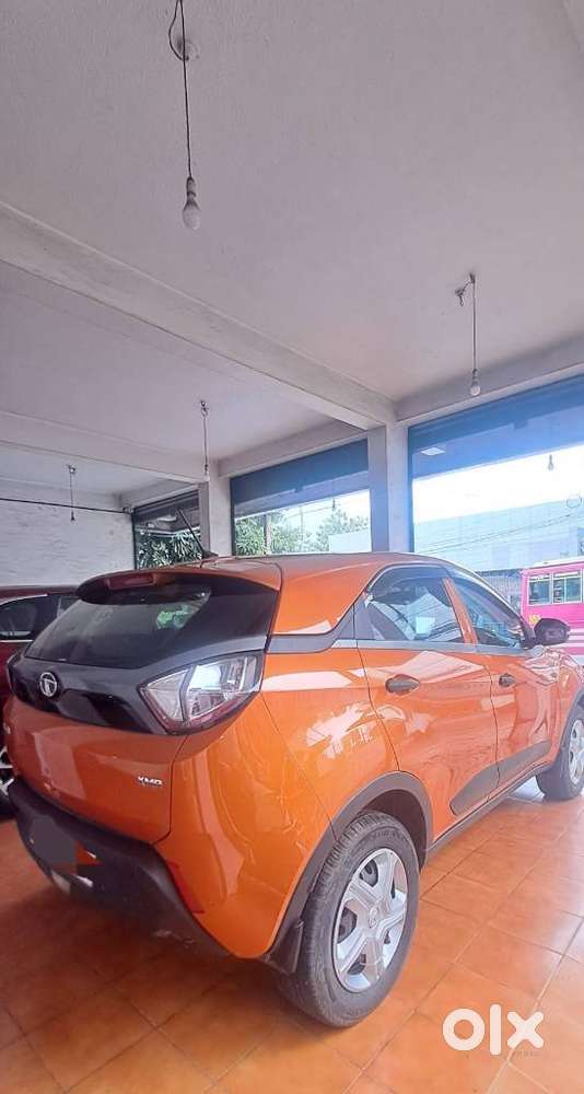 Tata Nexon 1.2 Revotron Xma Amt, 2018, Petrol
