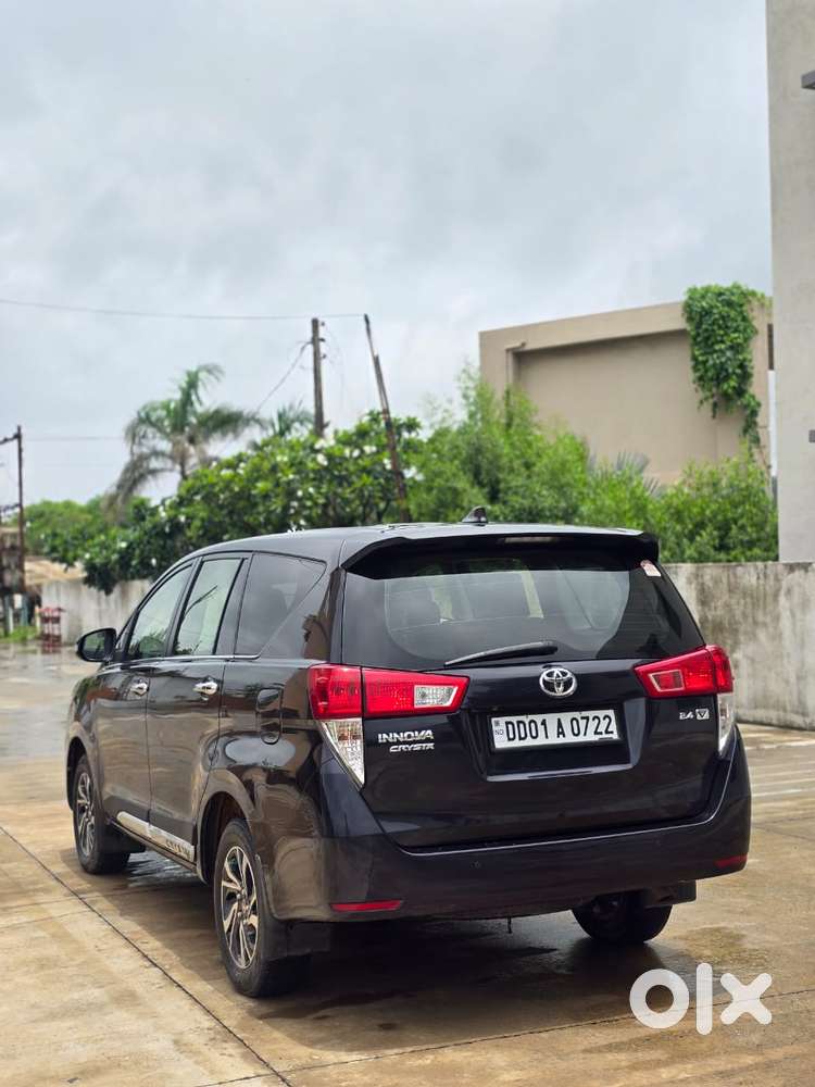 Toyota Innova Crysta 2.4 V 8 Str, 2021, Diesel