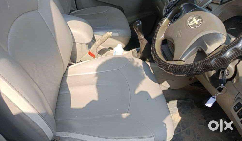 Toyota Innova 2105 Diesel 178000 Km Driven