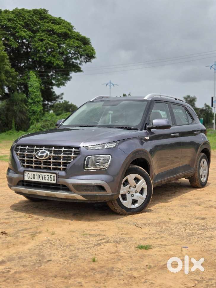 Hyundai Venue S Turbo Dct, 2019, Petrol