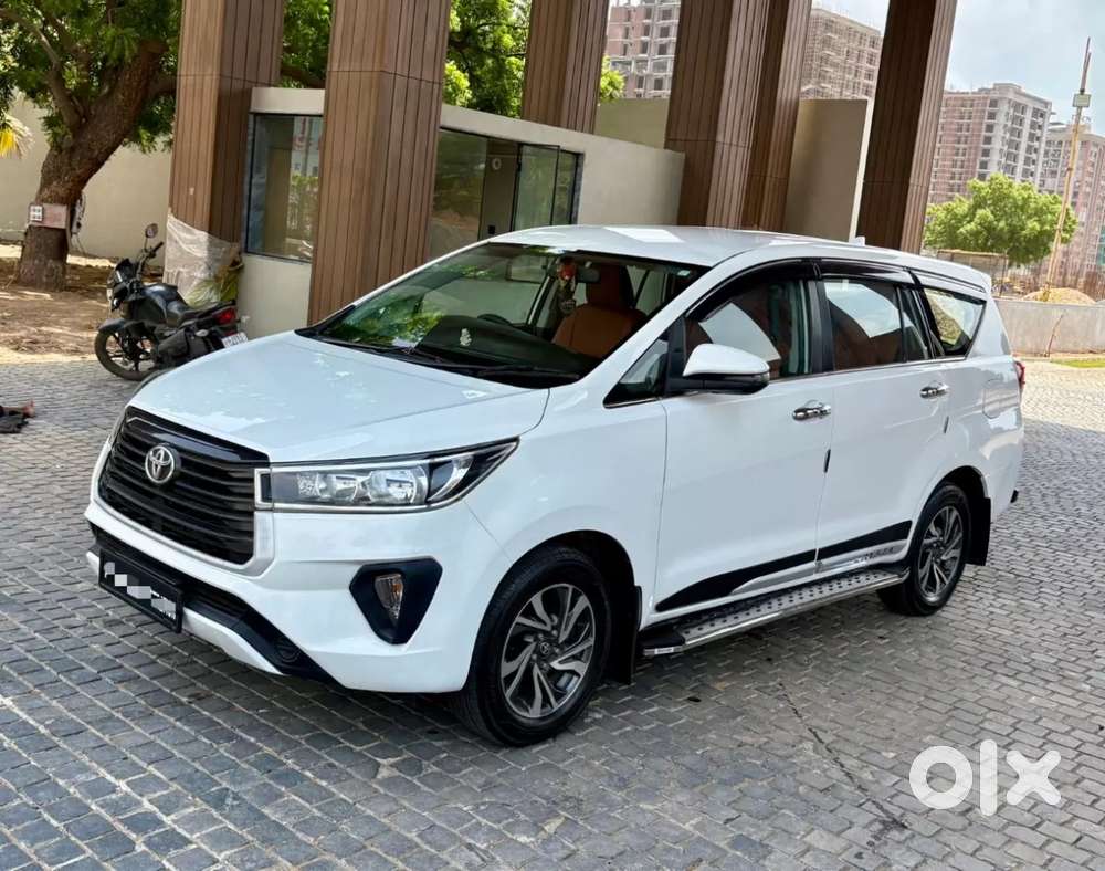 Toyota Innova Crysta G 8 Str, 2022, Diesel