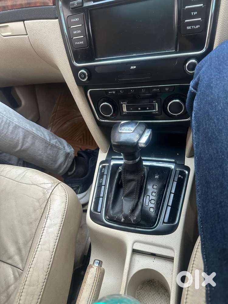 Skoda Superb L&k 2.0 Tdi At, 2012, Diesel