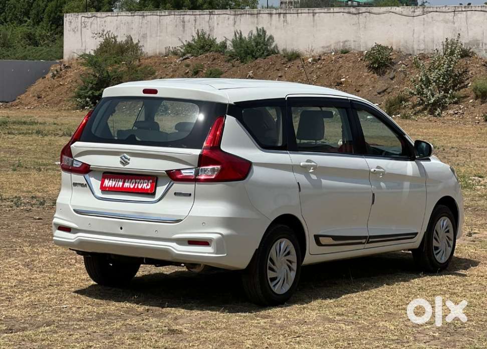 Maruti Suzuki Ertiga Vxi At Petrol, 2024, Petrol