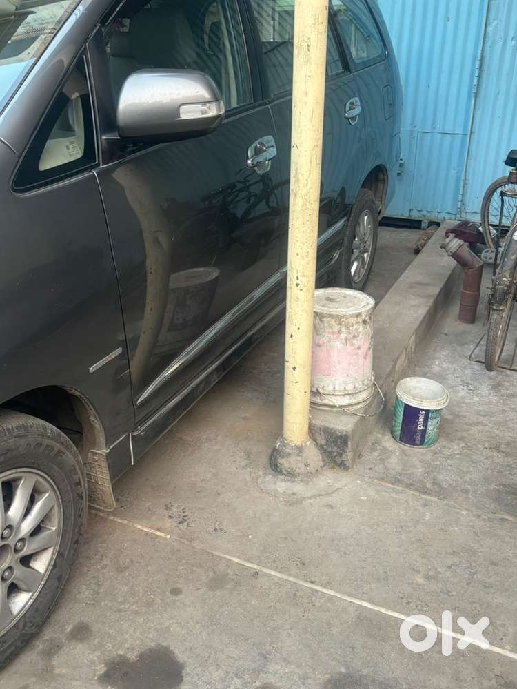 Toyota Innova 2014 Diesel Well Maintained