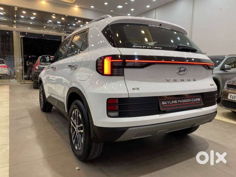 Hyundai Venue Sx Plus Turbo Dct, 2025, Petrol