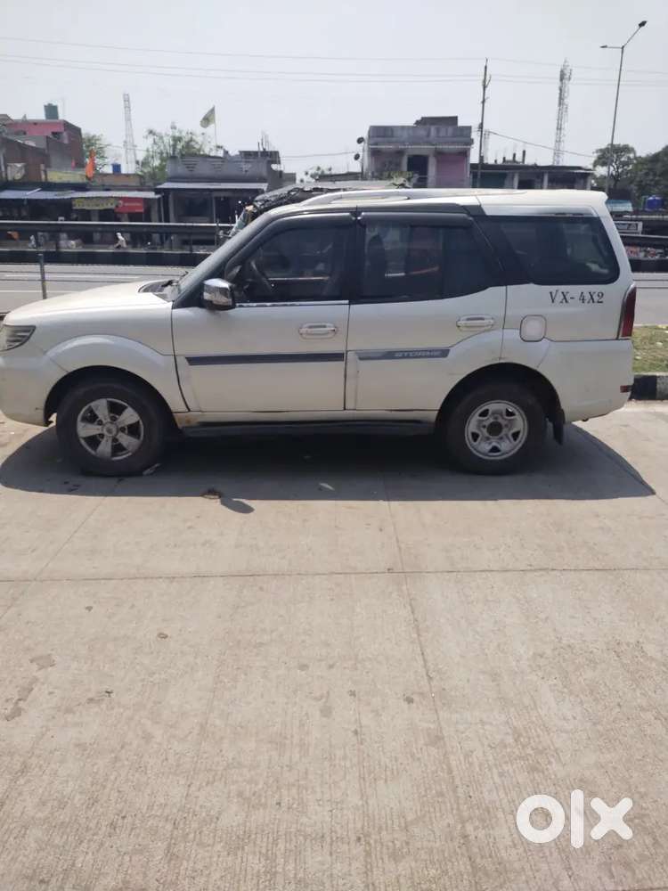 Tata Safari Storme