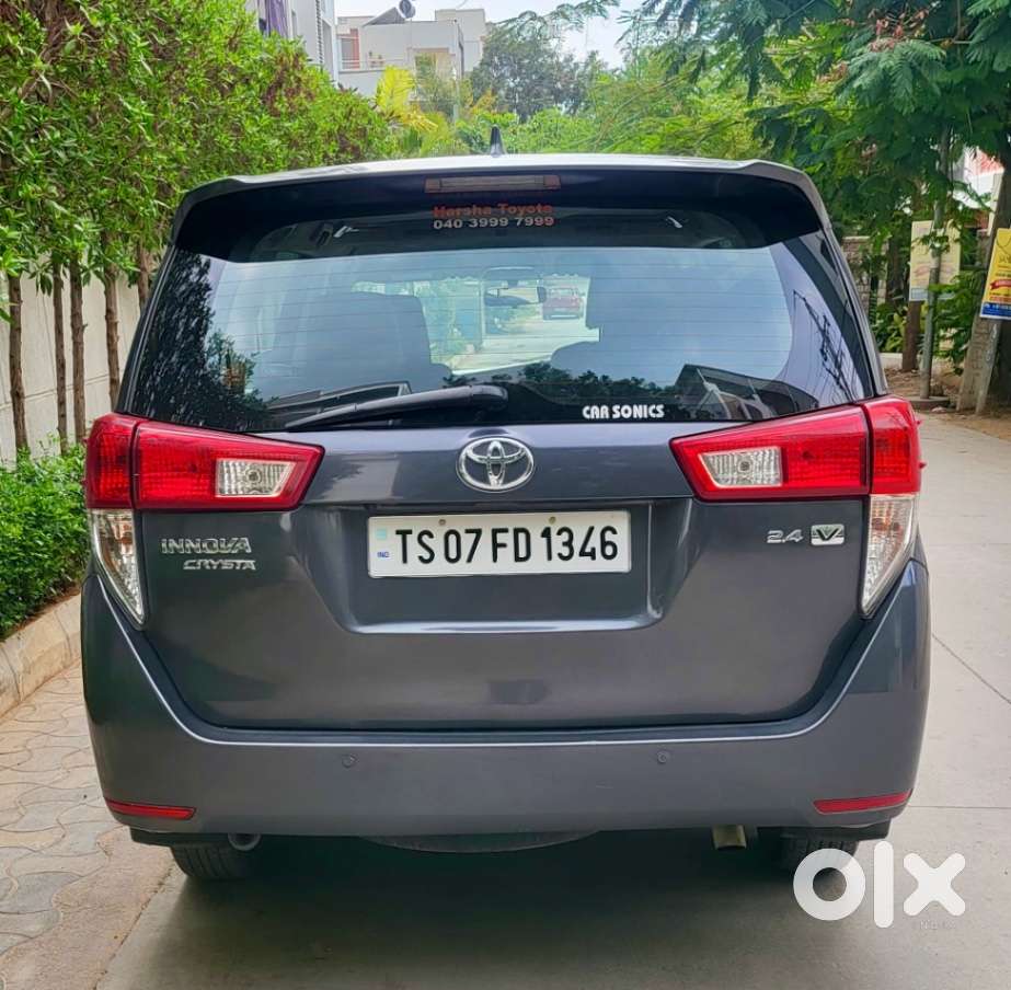 Toyota Innova Crysta