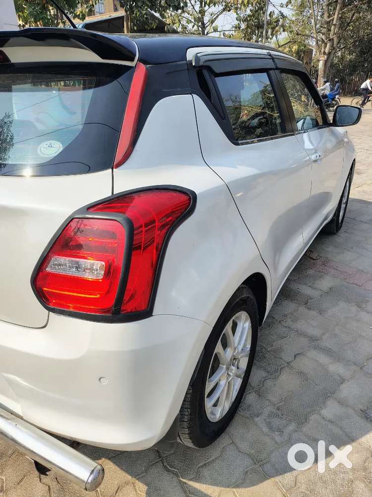 Maruti Suzuki Swift 2022 Petrol 33000 Km Driven With Cng