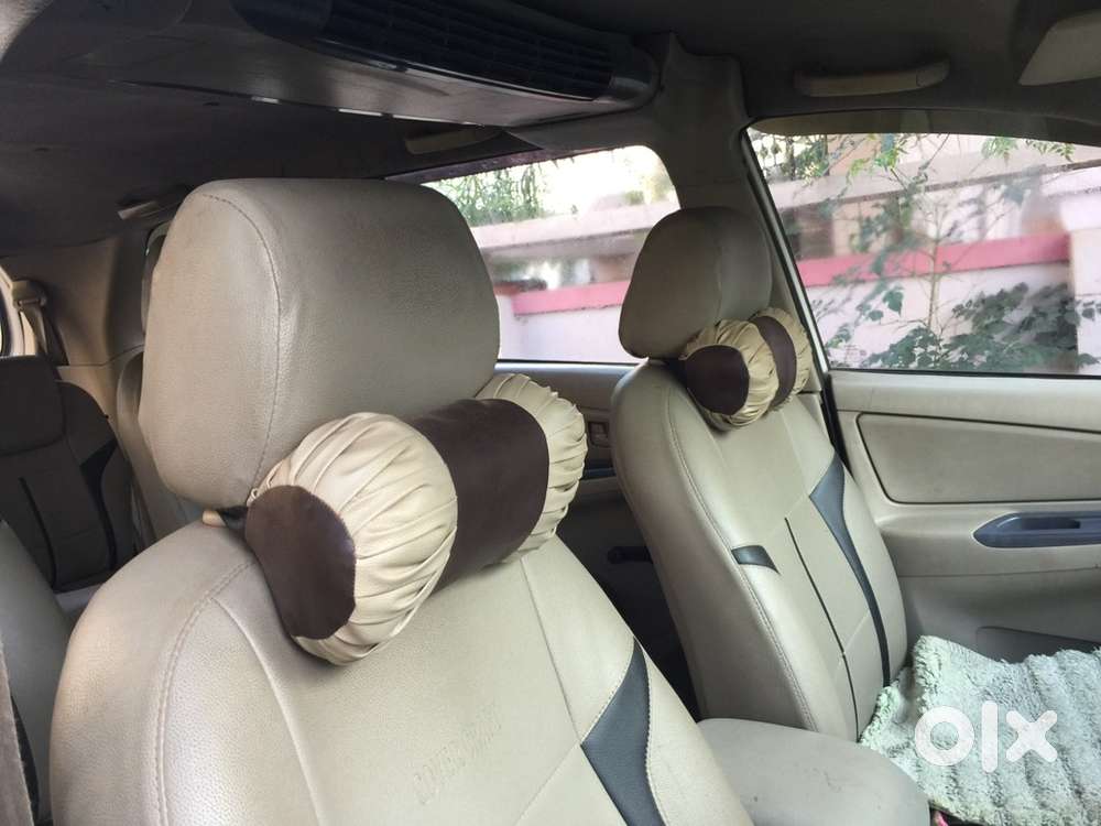 Toyota Innova 2007 Diesel 180000 Km Driven