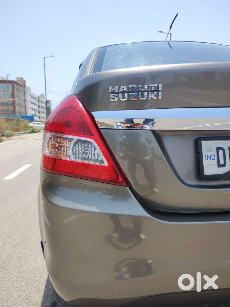 Maruti Suzuki Swift Dzire 1.2 Vxi Bsiv, 2016, Cng & Hybrids