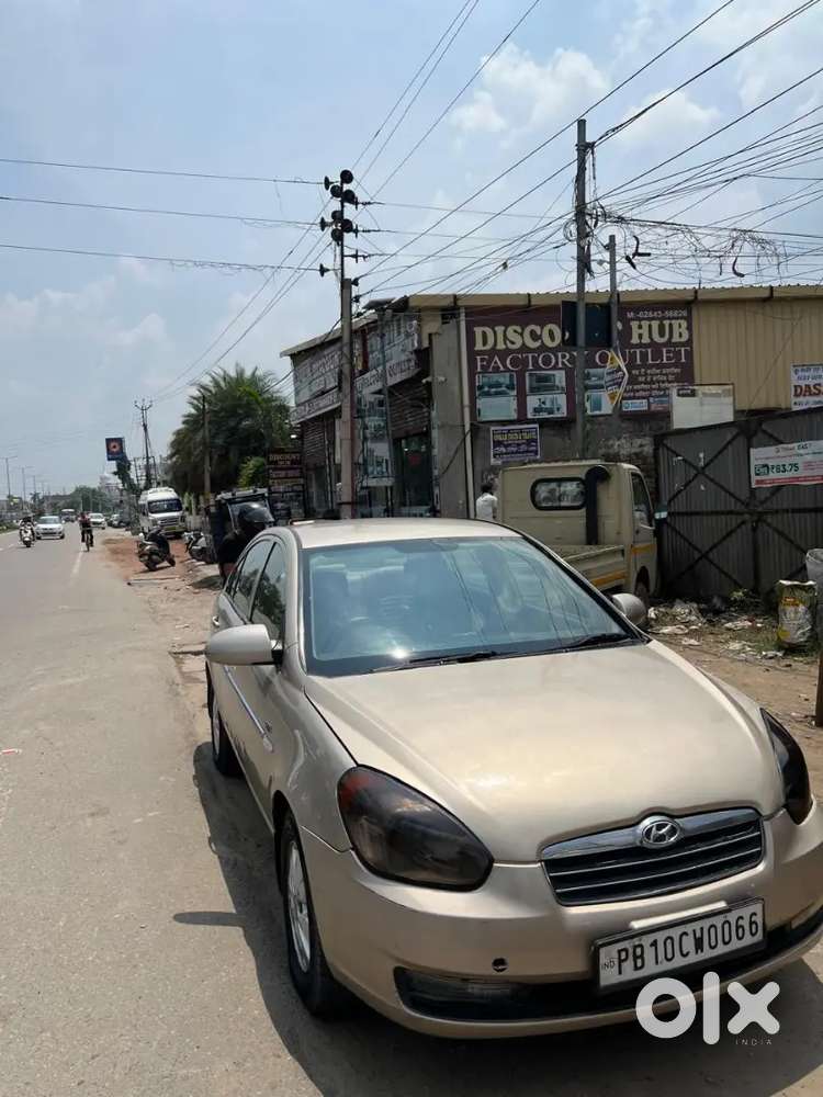 Hyundai Verna 2010