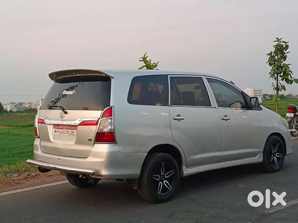 Toyota Innova 2008 Diesel 292000 Km Driven