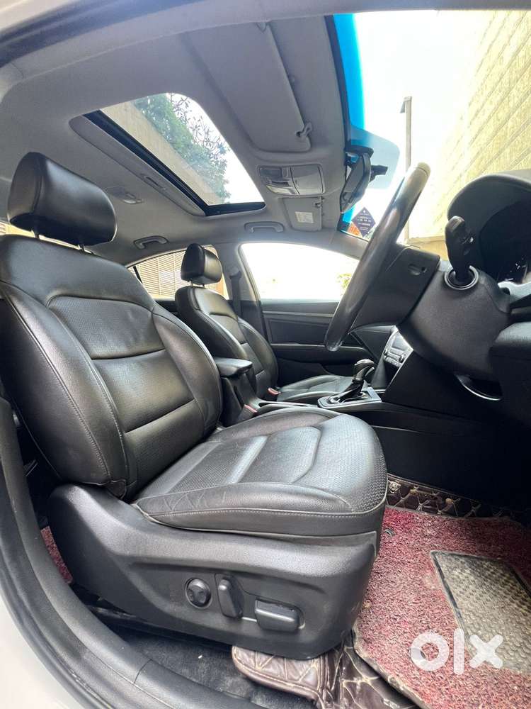 Hyundai New Elantra [2016-2019] 1.6 Crdi Sx (o) At, 2018, Diesel