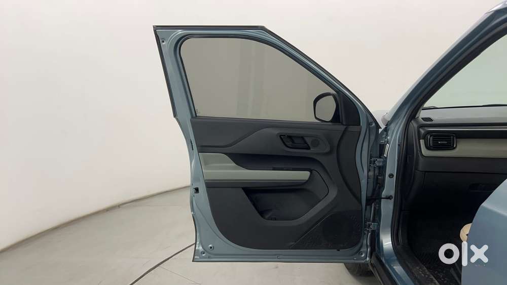 Tata Punch Adventure Amt, 2025, Petrol