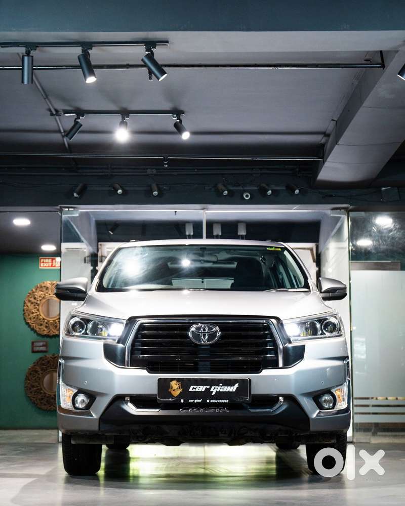 Toyota Innova Crysta 2.4 V 7 Str, 2025, Diesel