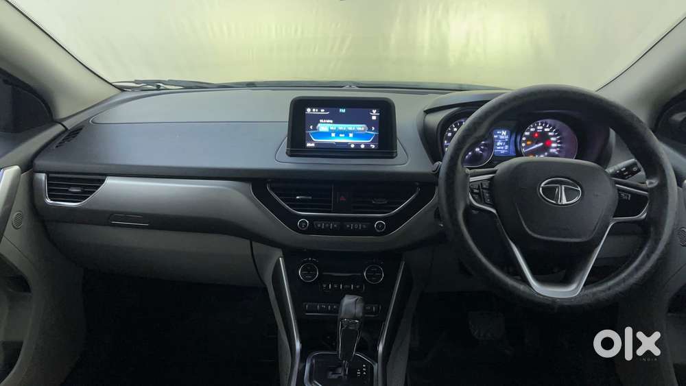 Tata Nexon 1.2 Revotron Xza Plus (o) Dual Tone, 2018, Petrol