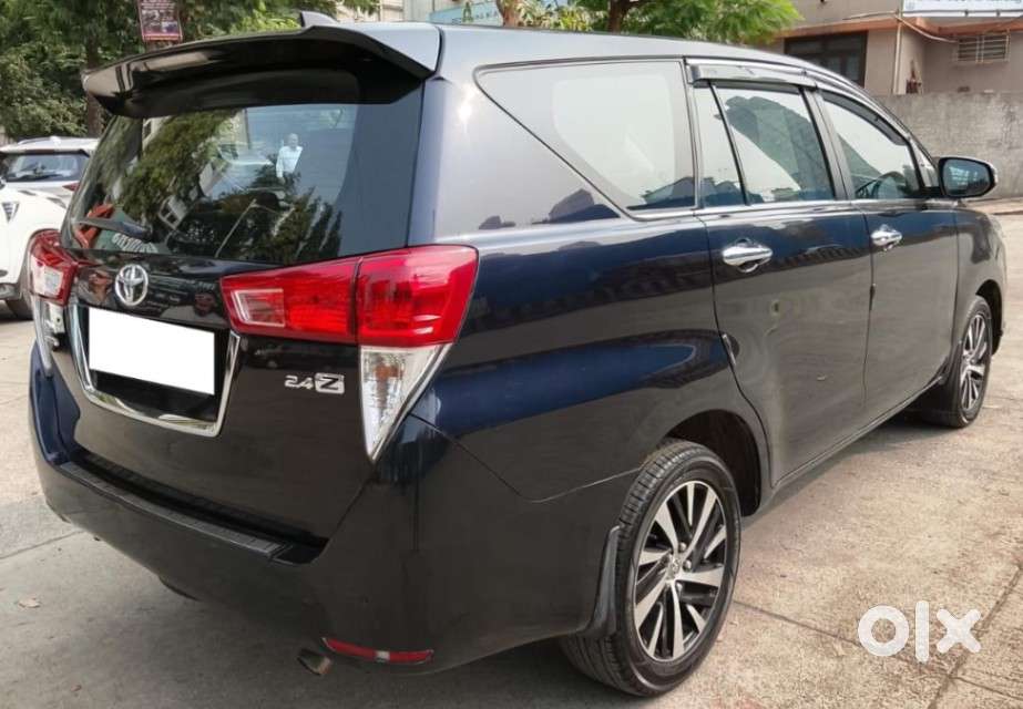 Toyota Innova Crysta 2.8 Zx At, 2022, Diesel