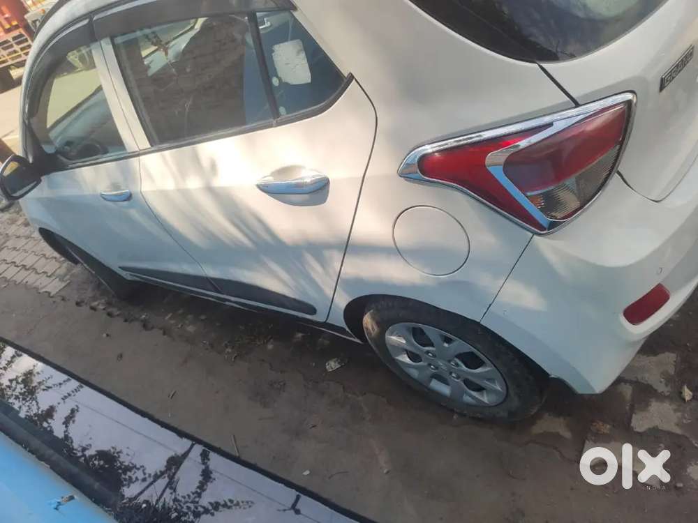 Hyundai Grand I10 Sportz 2017 Petrol Manual
