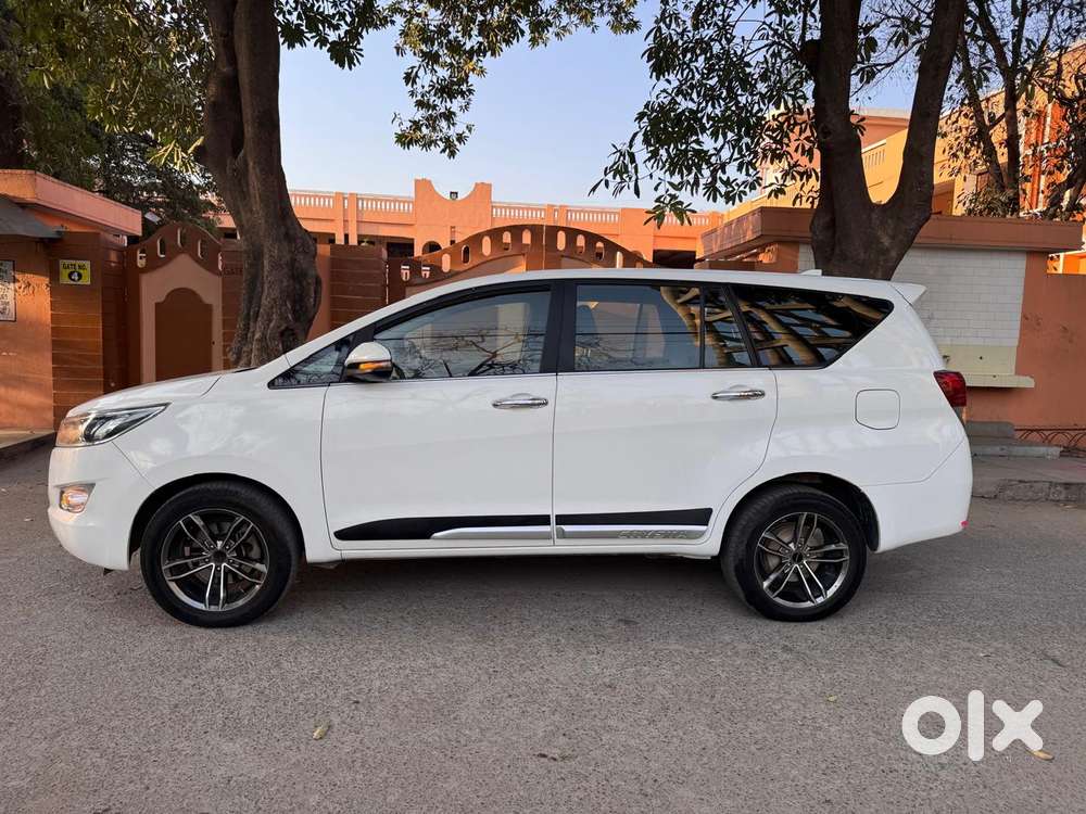 Toyota Innova Crysta 2.4 V 7 Str, 2020, Diesel