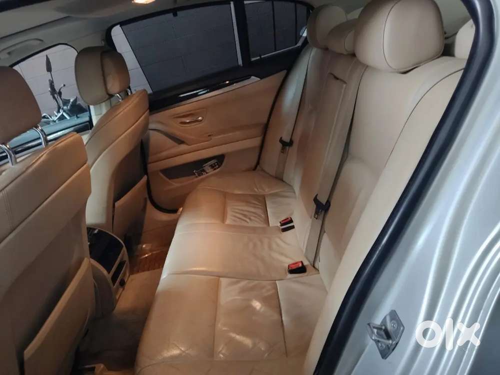 Bmw 5 Series 2010 Diesel, Silver With New Partsz Immaculate Condition