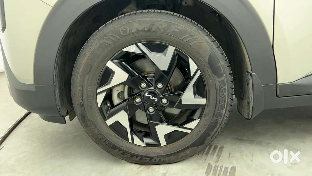 Kia Carens Clavis Htk, 2025, Petrol
