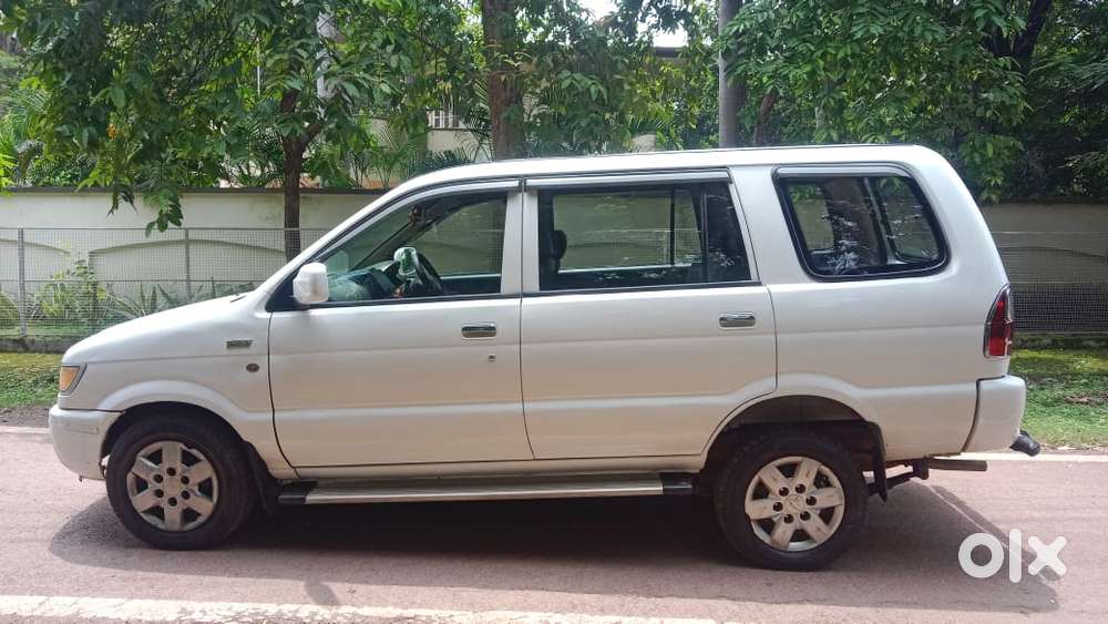 Chevrolet Tavera 2012-2017 Neo 3 Ls 7 Seats Bsiv, 2016, Diesel