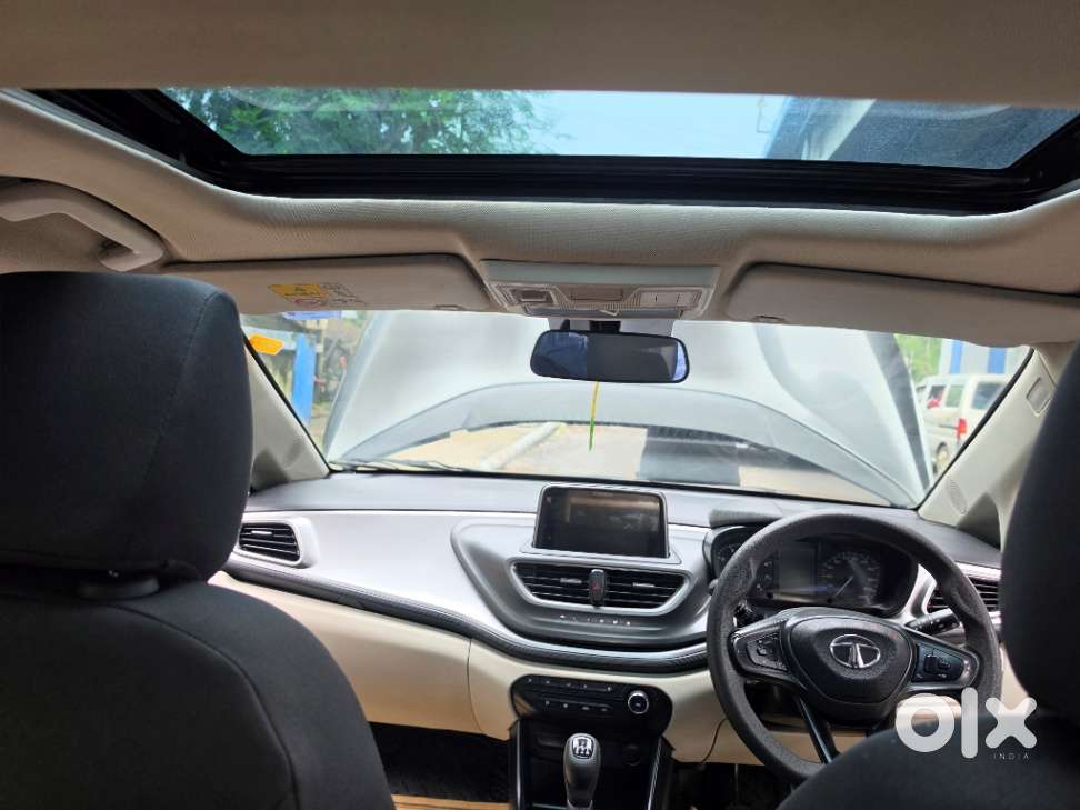 Tata Altroz Xm Plus (s), 2023, Petrol