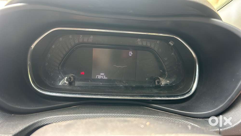Tata Nexon 1.2 Revotron Xm Plus (s), 2023, Petrol