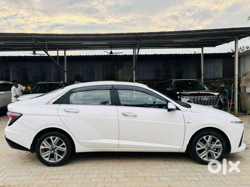 Hyundai Verna 1.5 Sx (o) Vtvt Ivt, 2024, Petrol